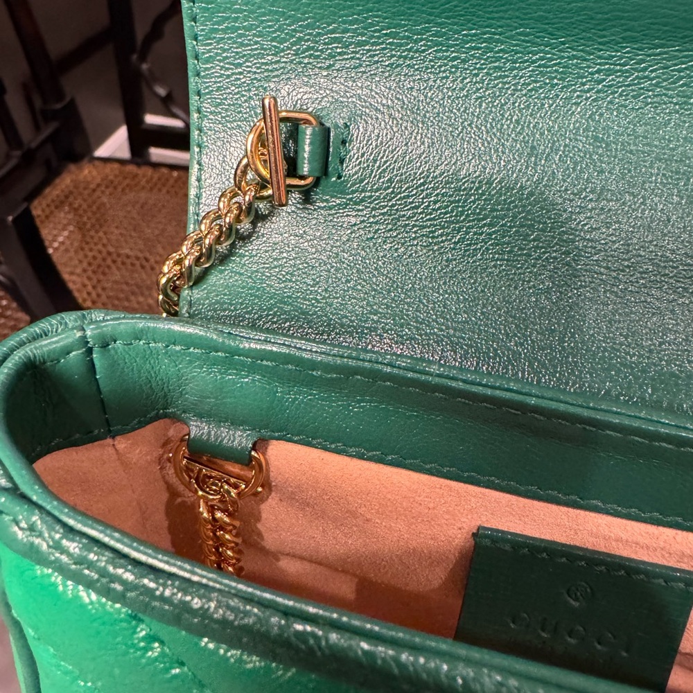 Gucci Marmont Emerald green Quilted Mini Bag - Picture 4 of 7
